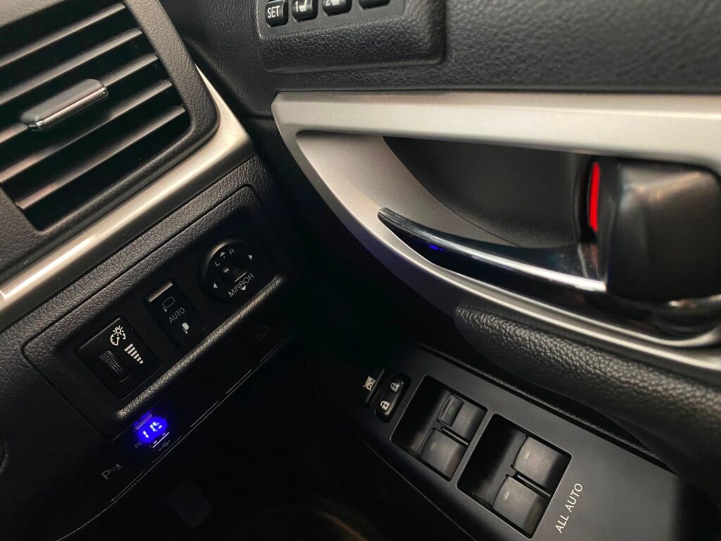 2011/07 LEXUS CT REVCAM-NAVI CT200H PREMIUM F SPORT